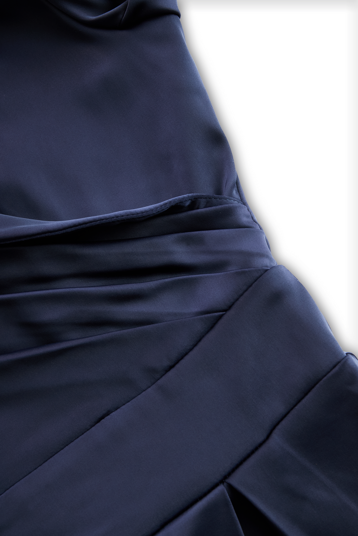 Dharmay | Elegantes Midikleid mit langen Ärmeln