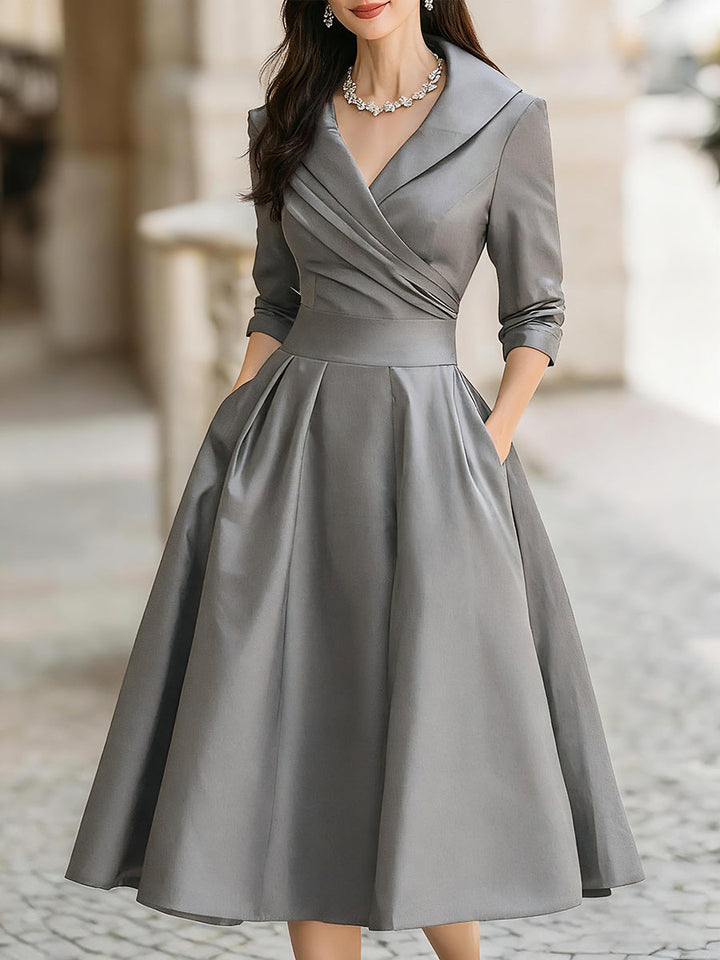 Dharmay | Elegantes Midikleid mit langen Ärmeln