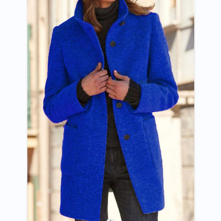 Vintora™ - Dames Retro-Geïnspireerde Lange Windjack met Knoopsluiting en Opstaande Kraag