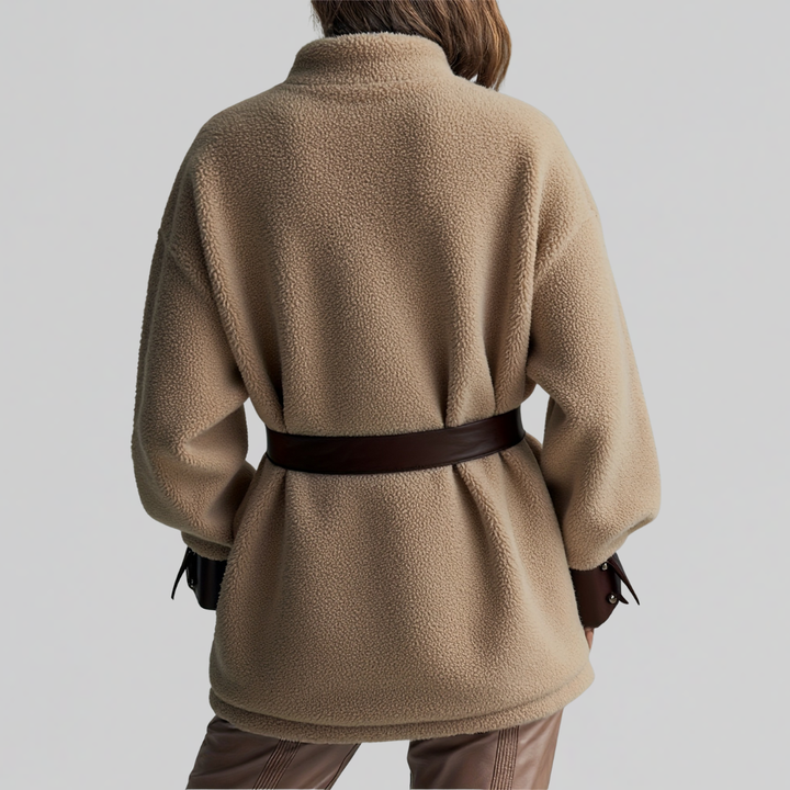 Bridget | Teddyjacke mit Gürtel