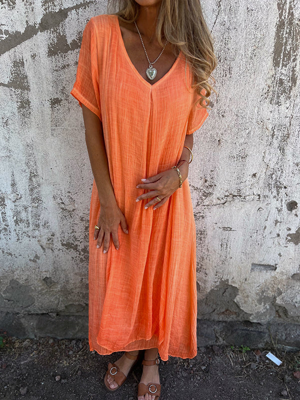 NOVERA | KLEID MIT V-AUSSCHNITT