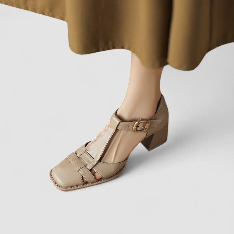 Elyxiana | Orthopädische Stiefeletten mit T-Riemen