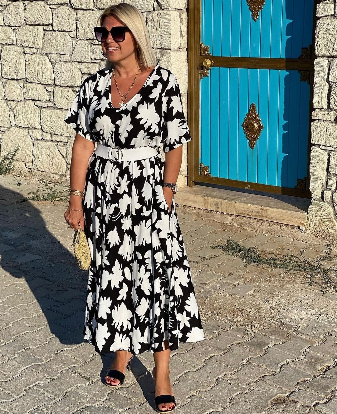 CAMILIA | ELEGANTE KLEIDER MIT KASCHIERTEM BAUCH