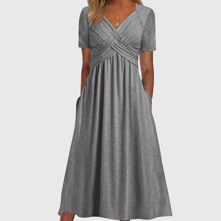 Amanda – Figure-Hugging Dress