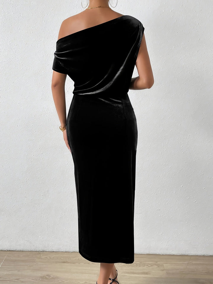 Marilyn - Zeitloses Samt-Midikleid