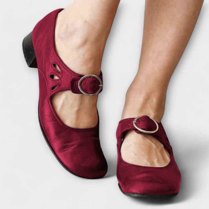 PAULINA | EXCLUSIVE AND COMFORTABLE LEATHER SANDALS