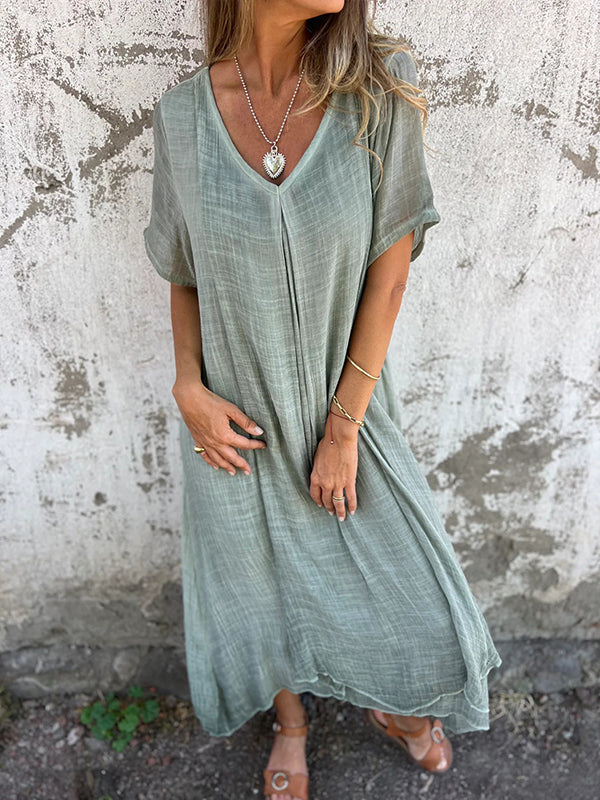 NOVERA | KLEID MIT V-AUSSCHNITT