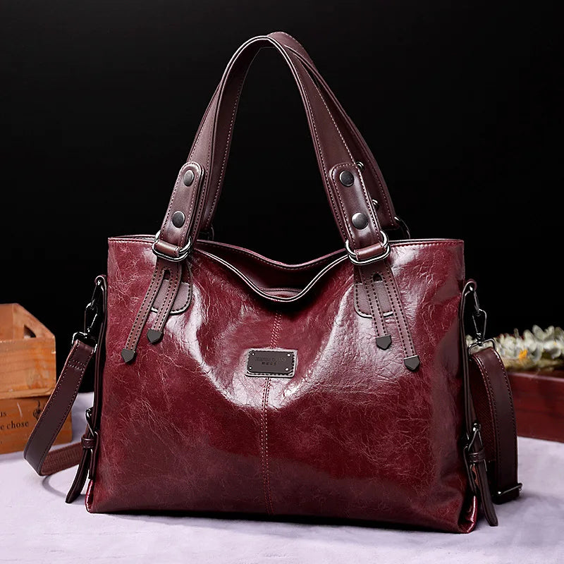 Aralyn - Elegante Tasche aus weichem Leder