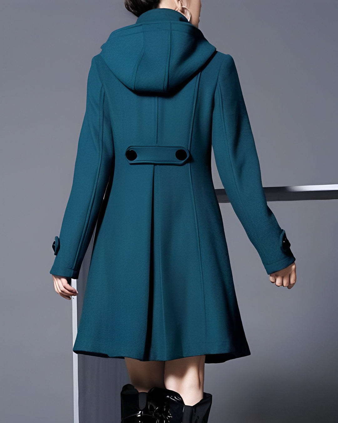 Solvara™ - Elegante Jacke mit Taschen und Kapuze